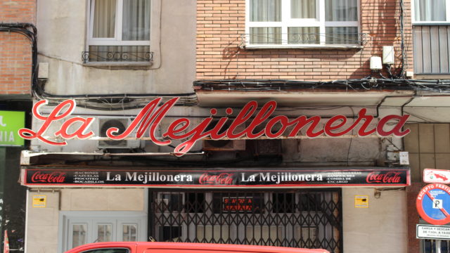 Cuando un rótulo se convierte en un icono del barrio